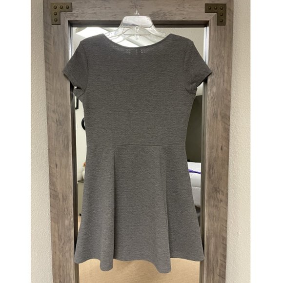 H&M Divided Grey Mini Dress - Picture 2 of 7